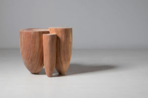 Pylone-console-I-front